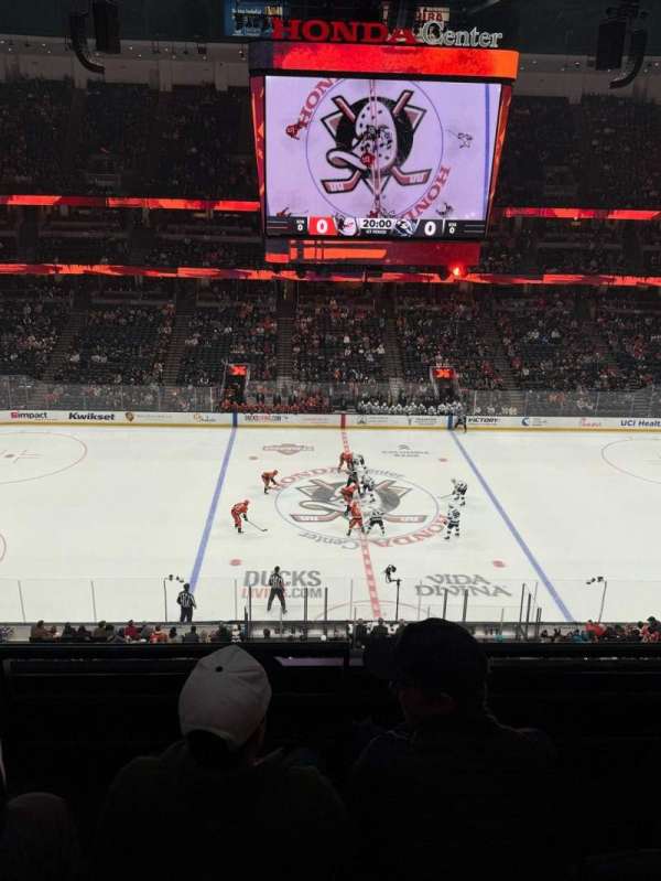 Honda Center, section: 434, row: C, seat: 6