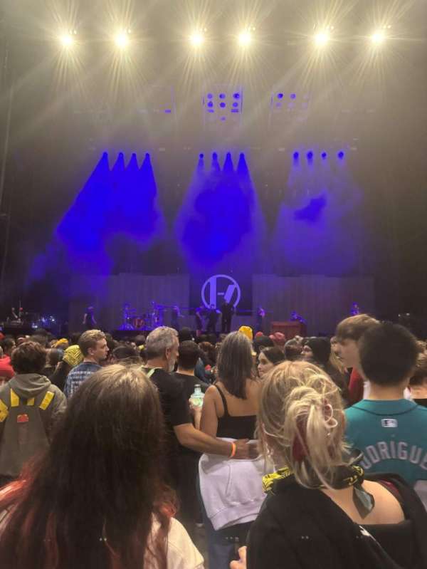Veterans United Home Loans Amphitheater, section: 102, row: A, seat: 19