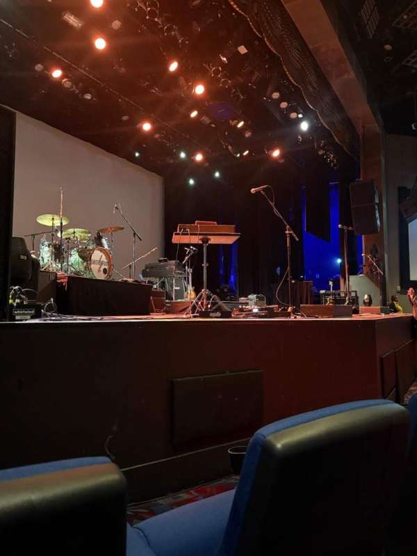 Borgata Music Box, section: 100 Lower, row: B, seat: 103
