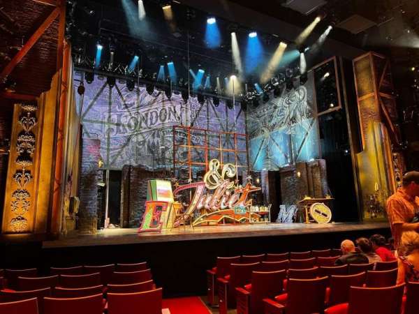 Stephen Sondheim Theatre, section: Orchestra L, row: H, seat: 3