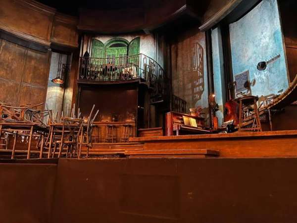 Walter Kerr Theatre, section: Orchestra R, row: B, seat: 2