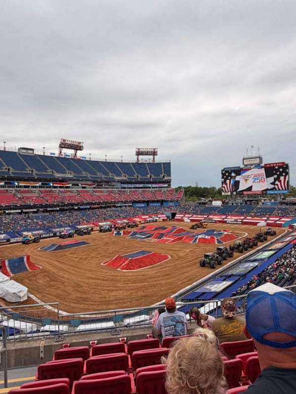 Nissan Stadium, section: 219, row: F, seat: 12