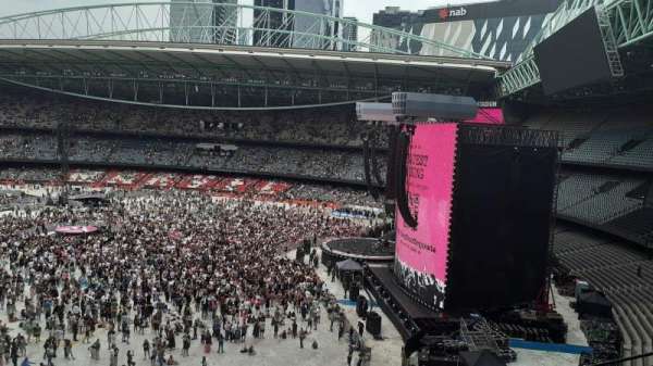 Marvel Stadium, section: L3-8, row: E, seat: 17