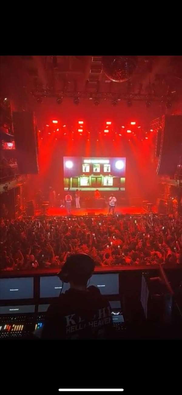 Terminal 5, section: VIP/Balc, row: 1, seat: Standing