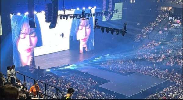 Accor Arena, section: Balcon S, row: 89, seat: 09