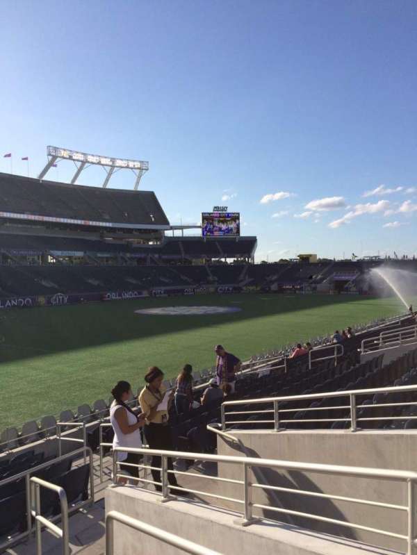 Camping World Stadium, section: 115, row: Q, seat: 11