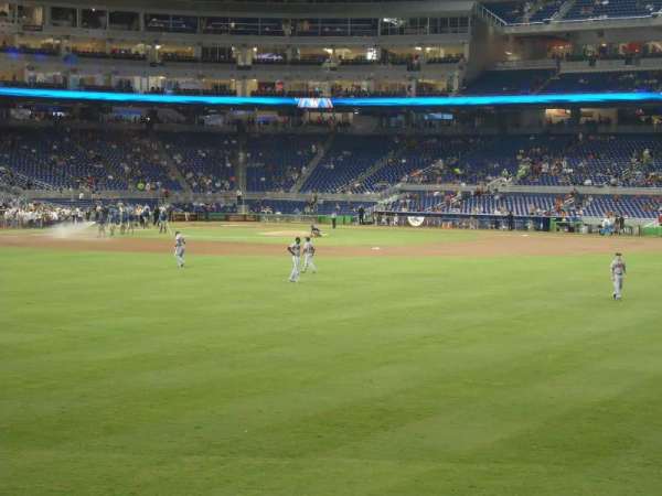 LoanDepot Park, section: 35, row: a-4, seat: 3