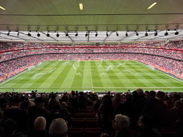 Emirates Stadium, section: 113, row: 20, seat: 613