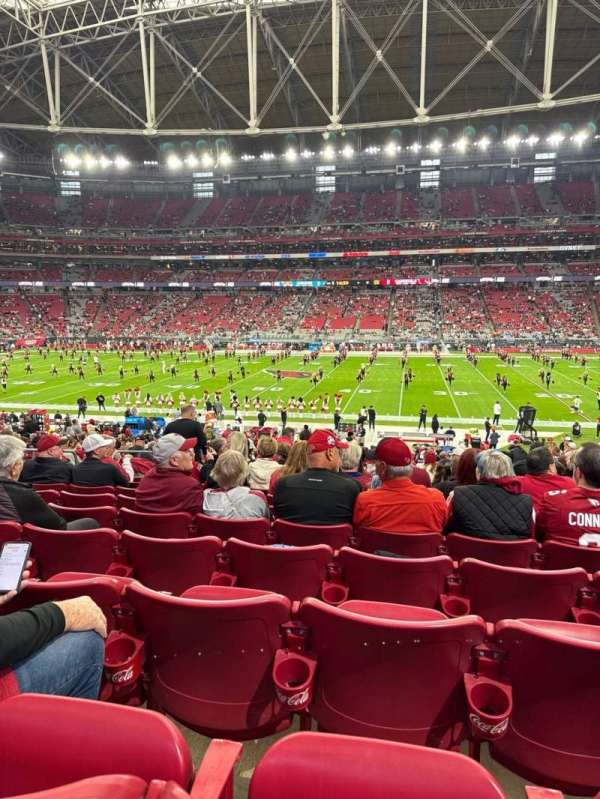State Farm Stadium, section: 107, row: 32, seat: 11