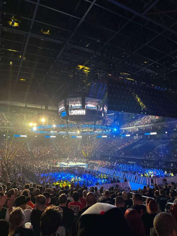 Uber Arena, section: 210, row: 15, seat: 15