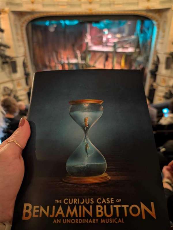 Ambassadors Theatre, section: Circle, row: G, seat: 8