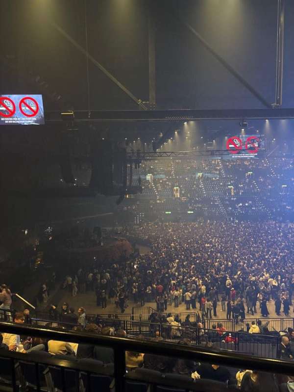 Hallenstadion, section: S2, row: 42, seat: 23