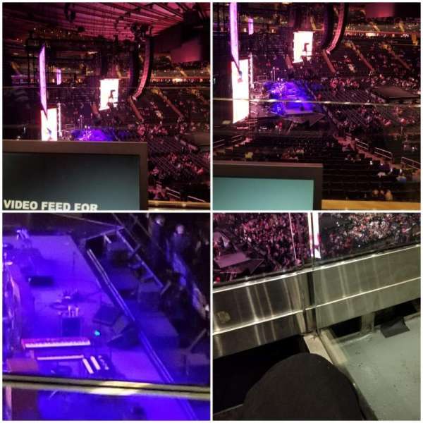 Madison Square Garden, section: 222, row: 1, seat: 4
