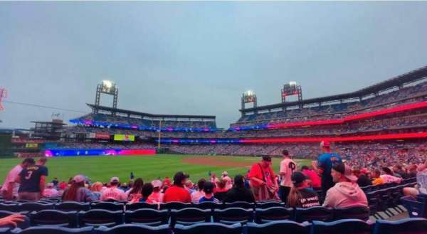 Citizens Bank Park, section: 137, row: 27, seat: 3