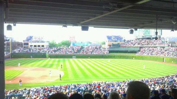 Wrigley Field, section: 226, row: 17, seat: 2