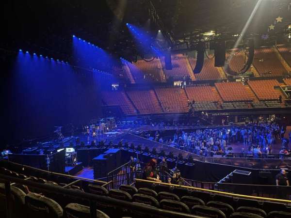 Kia Forum, section: 125, row: 7, seat: 7