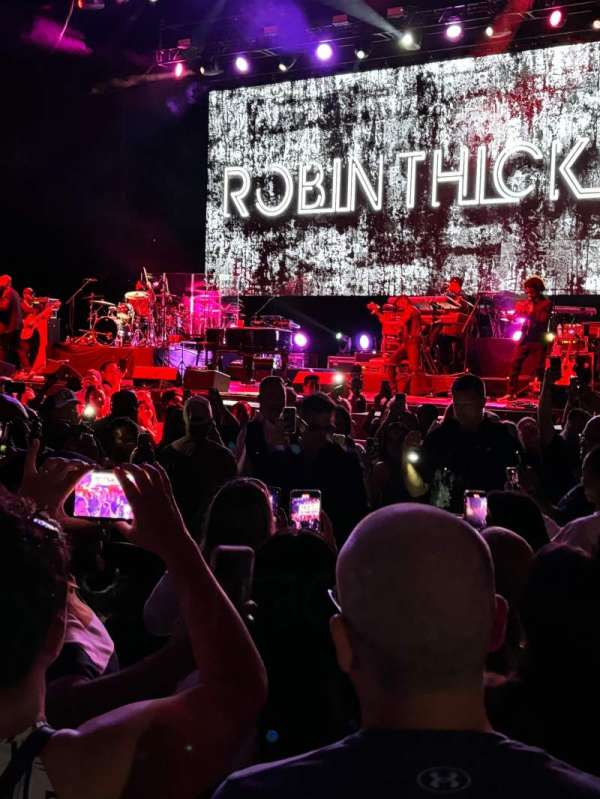 Truliant Amphitheater, section: 1, row: M, seat: 24