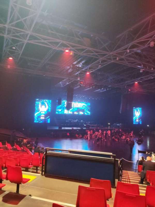 Zénith Paris, section: G, row: 20, seat: 67
