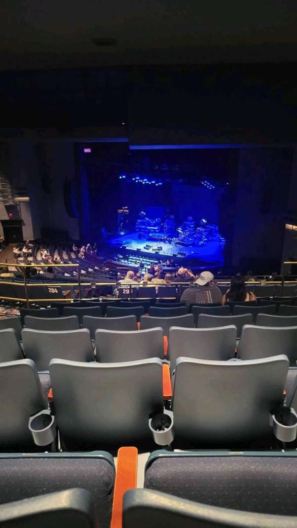 Rosemont Theatre, section: 203, row: p, seat: 5