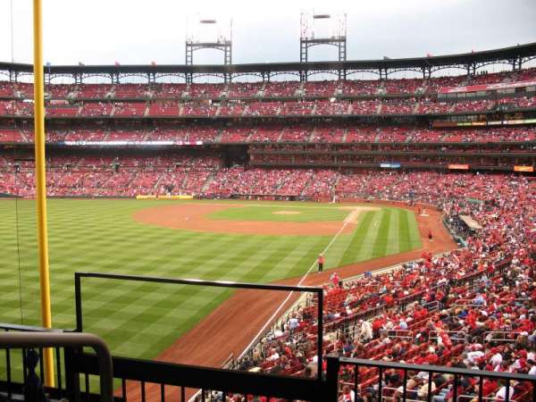 Busch Stadium, section: LP1, row: 3, seat: 19
