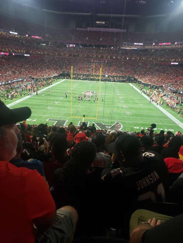 Mercedes-Benz Stadium, section: 101, row: 42, seat: 7