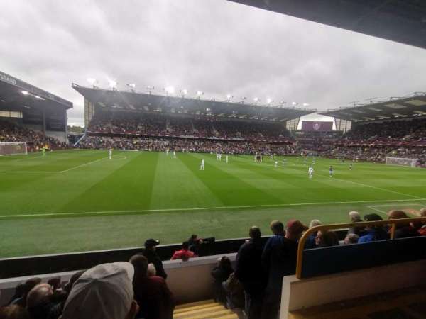 Turf Moor, section: Bob Lord 5, row: G, seat: 141