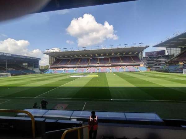 Turf Moor, section: Bob Lord 3, row: G, seat: 76
