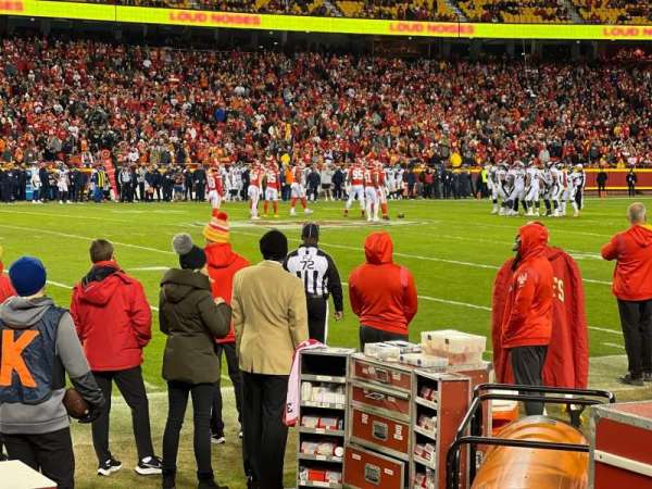 Arrowhead Stadium, section: 121, row: 1, seat: 3