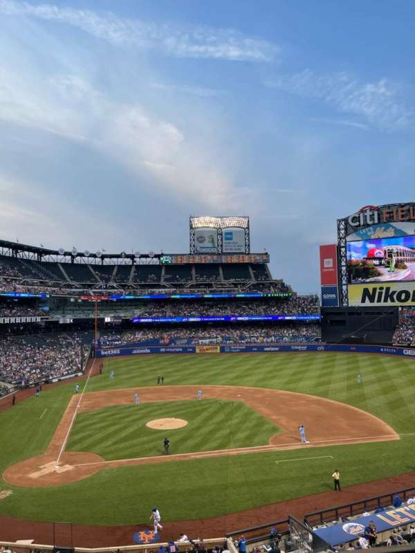 Citi Field, section: 314, row: 1, seat: 5