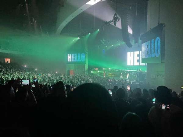 YouTube Theater, section: 105, row: W, seat: 17