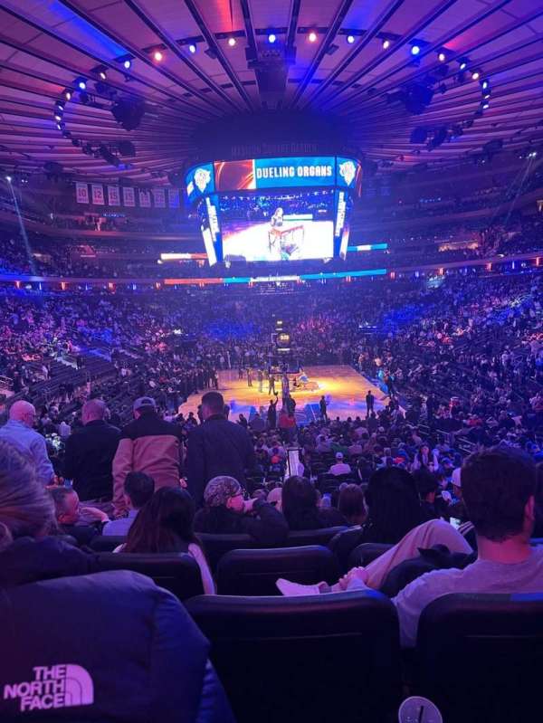 Madison Square Garden, section: 102, row: 17, seat: 9