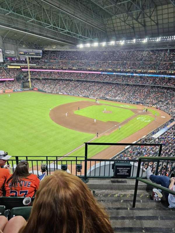 Daikin Park, section: 306, row: 4, seat: 23