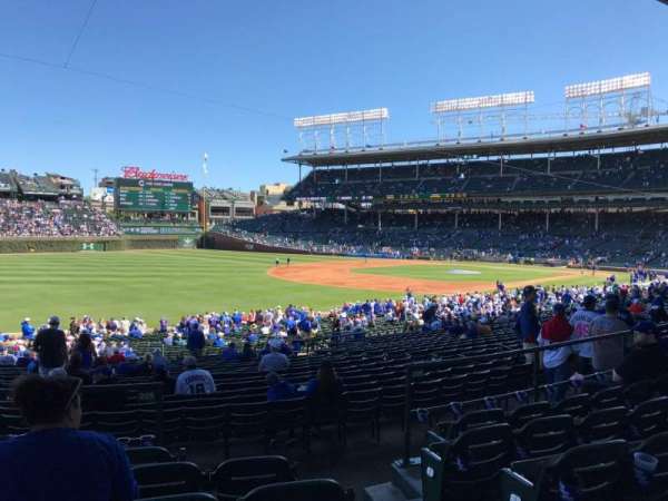 Wrigley Field, section: 205, row: 6, seat: 21