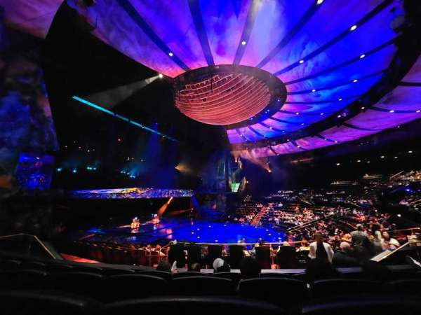 Mystère Theatre at Treasure Island, section: 201, row: DD, seat: 15