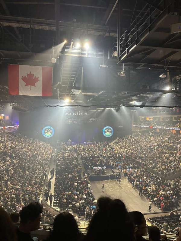 Acrisure Arena, section: 227, row: D, seat: 8