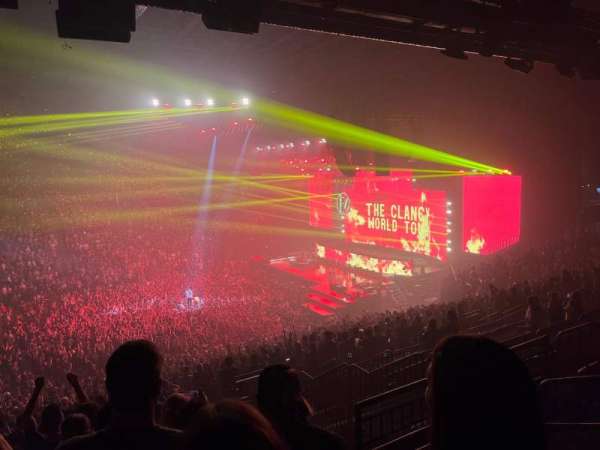 MGM Grand Garden Arena, section: 225, row: D, seat: 6