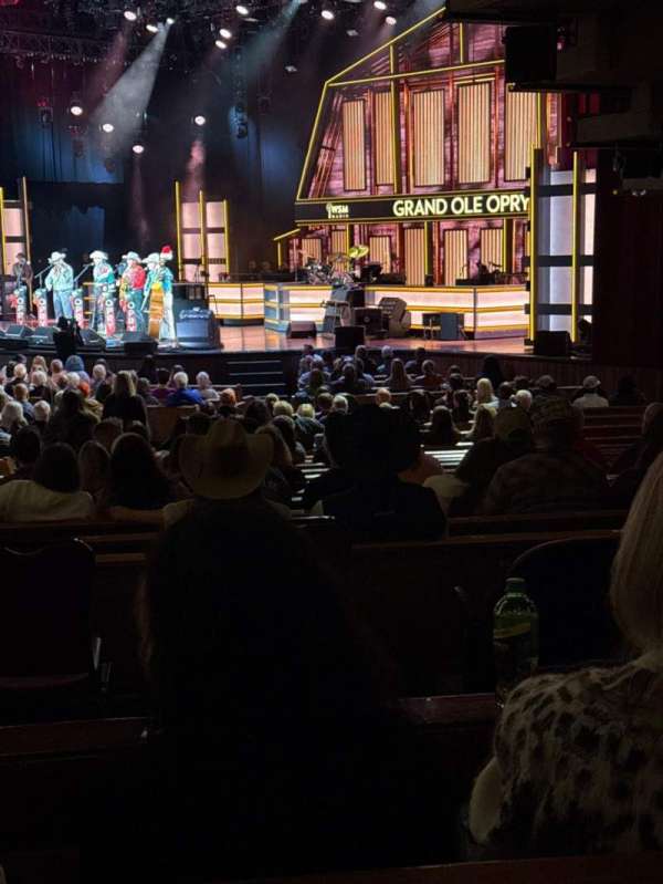 Grand Ole Opry House, section: S, row: U, seat: 2