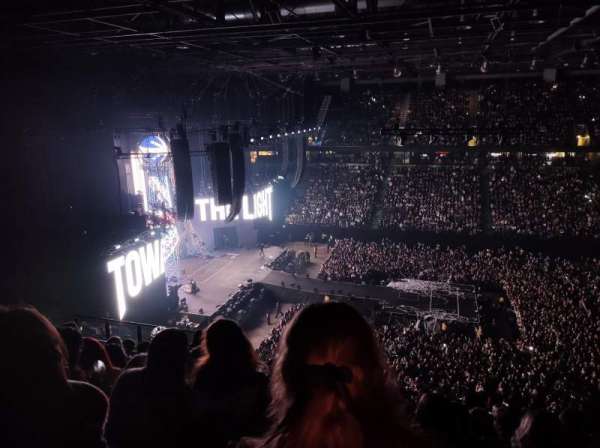 AO Arena, section: 203, row: L, seat: 14