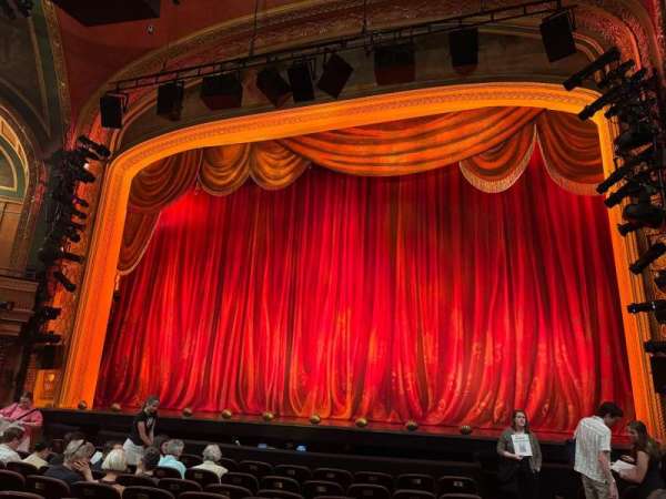 Todd Haimes Theatre, section: Orchestra C, row: J, seat: 101