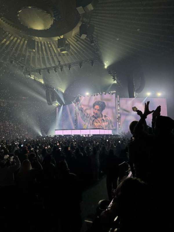 Oakland Arena, section: 102, row: A5, seat: 11