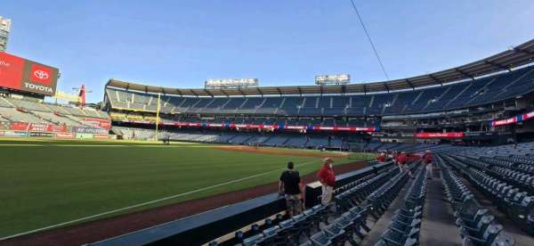 Angel Stadium, section: 106, row: D, seat: 7