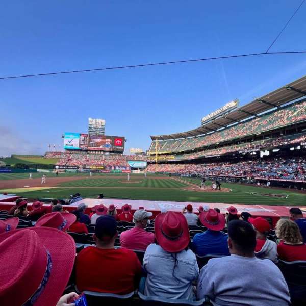 Angel Stadium, section: 113, row: k, seat: 6