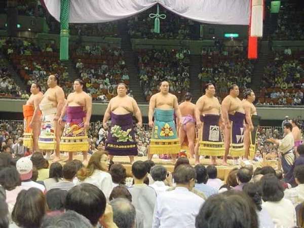 Osaka-Jo Hall, section: Floor
