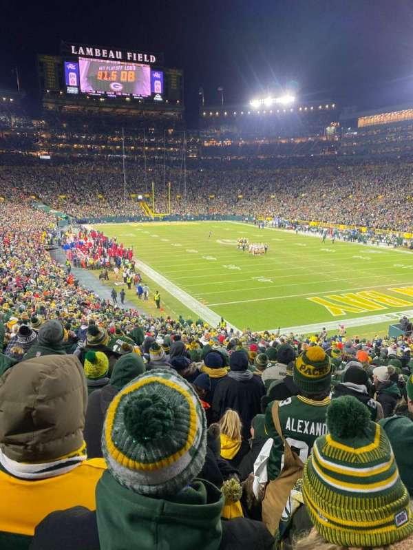 Lambeau Field, section: 105, row: 39, seat: 9