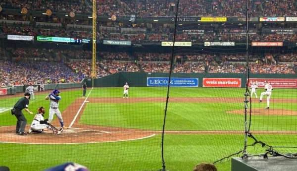 Oriole Park at Camden Yards, section: 28, row: 7, seat: 1
