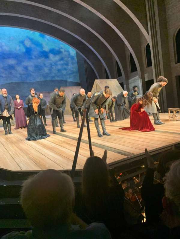 Vivian Beaumont Theater, section: Orchestra LC, row: E, seat: 204