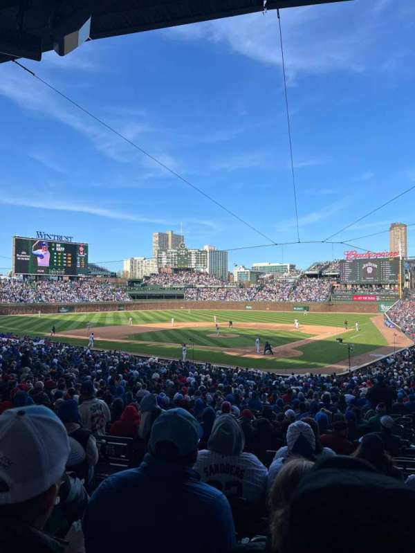 Wrigley Field, section: 216, row: 6, seat: 1