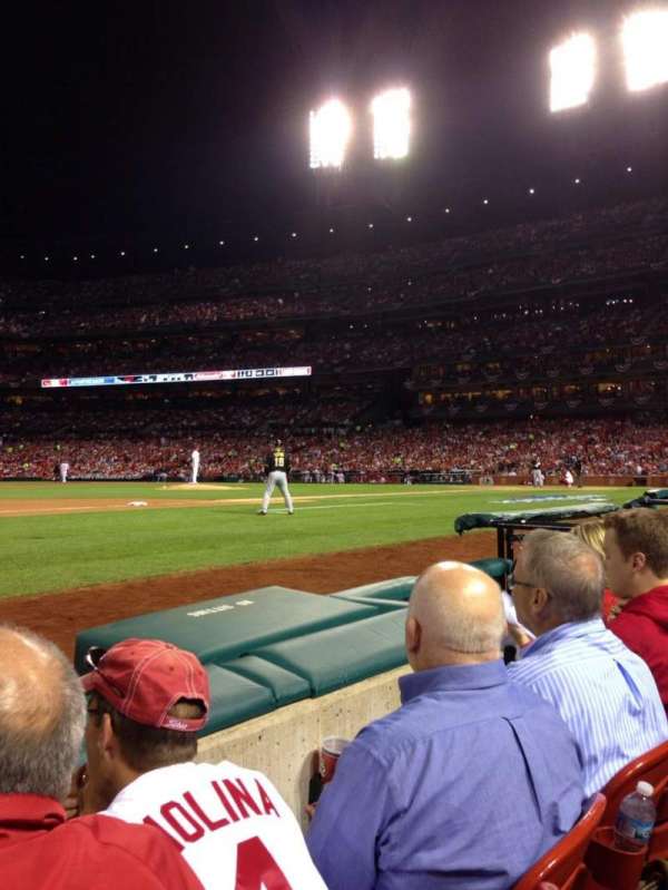 Busch Stadium, section: 159D, row: B, seat: 7