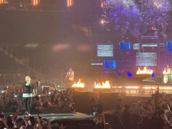 Madison Square Garden, section: 105, row: 3, seat: 1