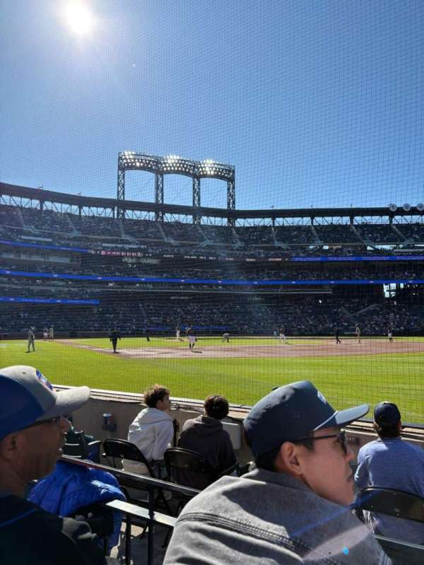 Citi Field, section: 109, row: E, seat: 15